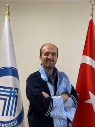 Doç. Dr. Cemil LİV