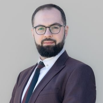 Doç. Dr. Yusuf Erdem GEZGİN